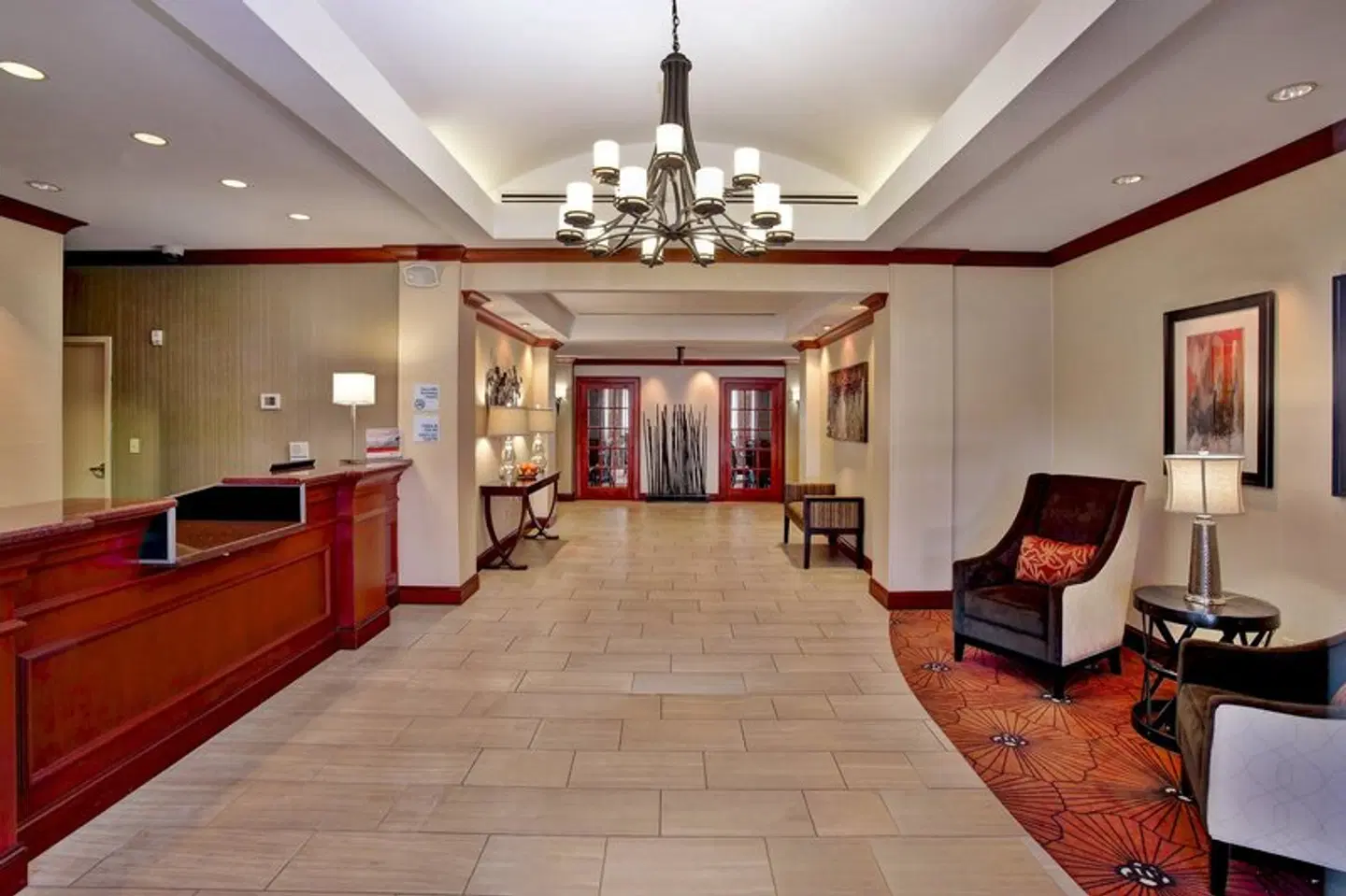 Holiday Inn Express & Suites Grand Rapids-North by IHG LOUNGE_LOBBY