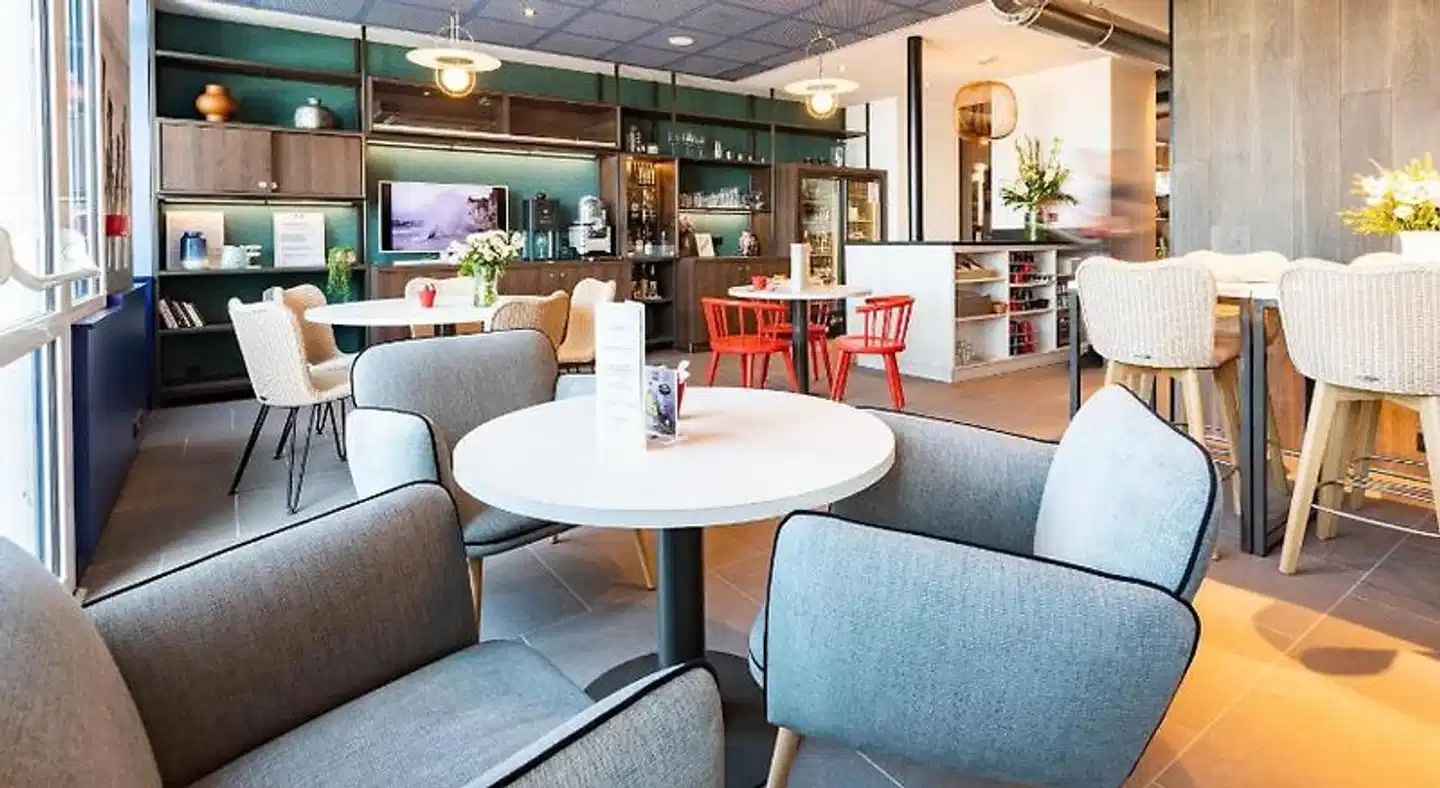ibis Saint-Malo Plage Bar