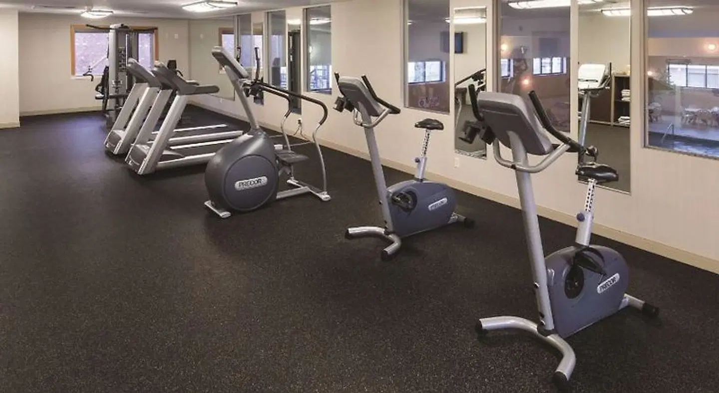 Best Western Ramkota Hotel SPORTS_AND_LEISURE
