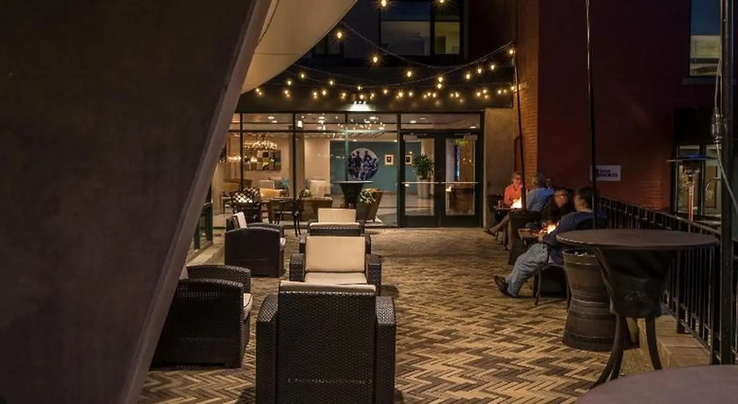 Hotel Indigo Pittsburgh East Liberty by IHG LOUNGE_LOBBY