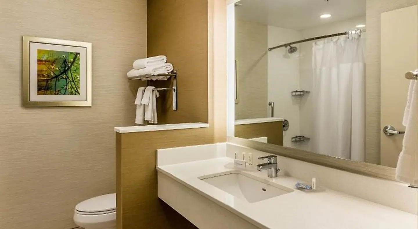 Fairfield by Marriott Inn & Suites Butte Badezimmer