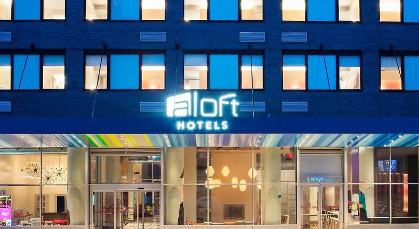 Aloft Long Island City-Manhattan View EXTERIOR