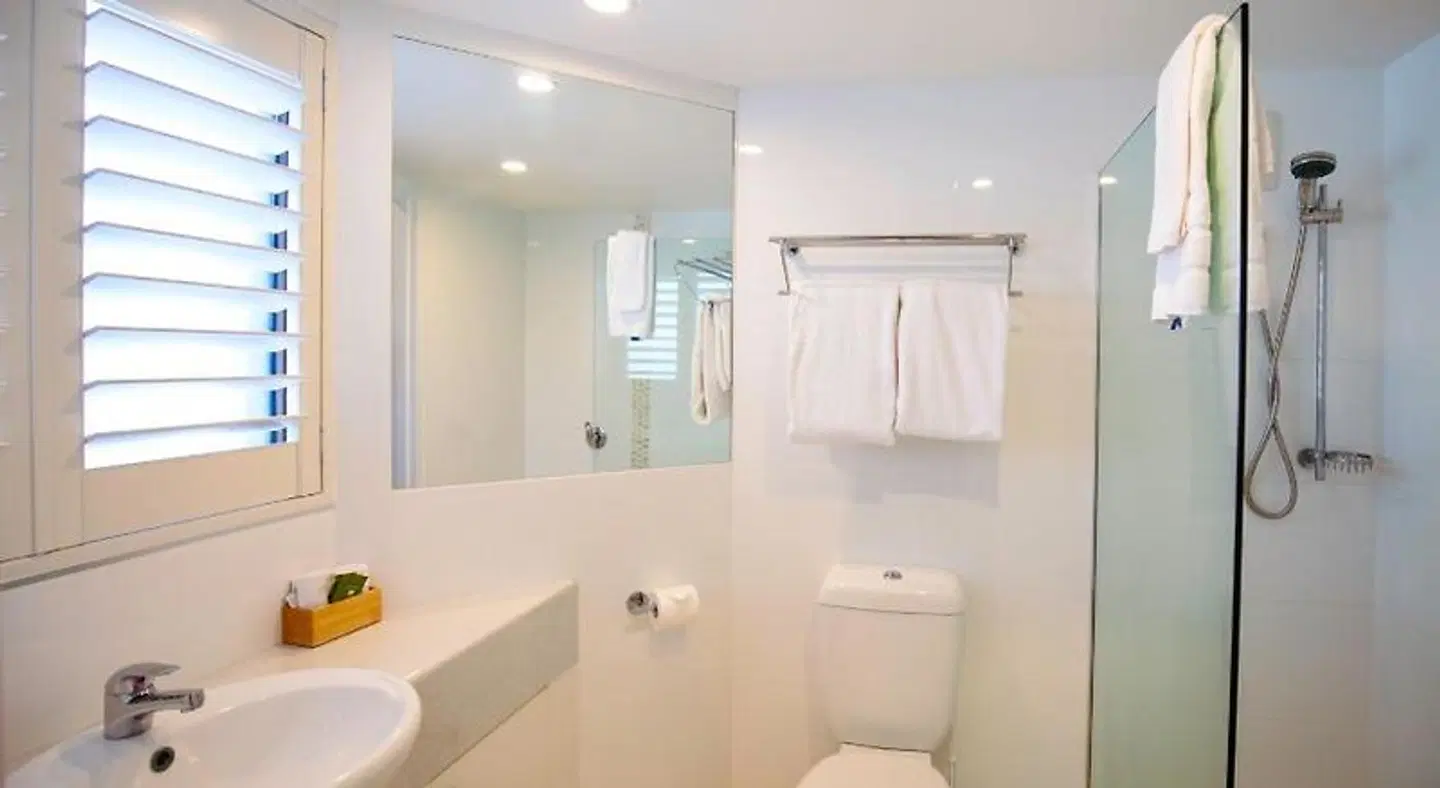 Ocean Breeze Resort Badezimmer