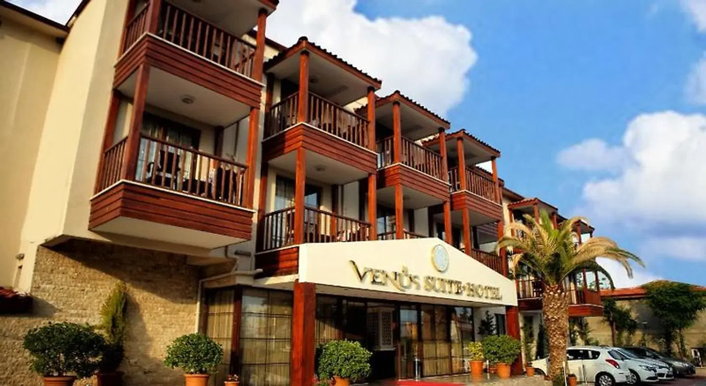 Venus Suite Hotel EXTERIOR