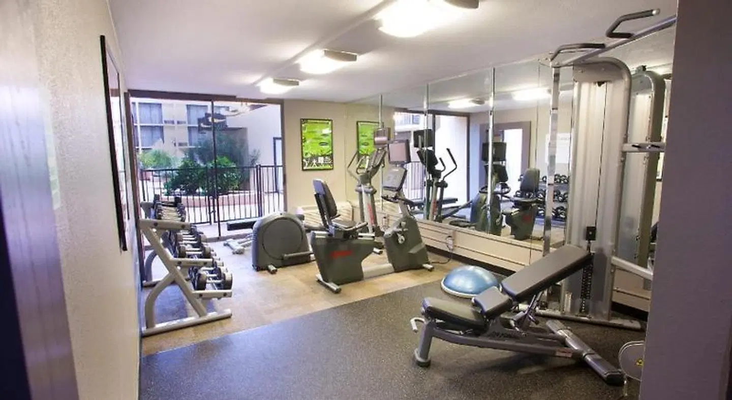 Holiday Inn Tyler - Conference Center by IHG SPORTS_AND_LEISURE