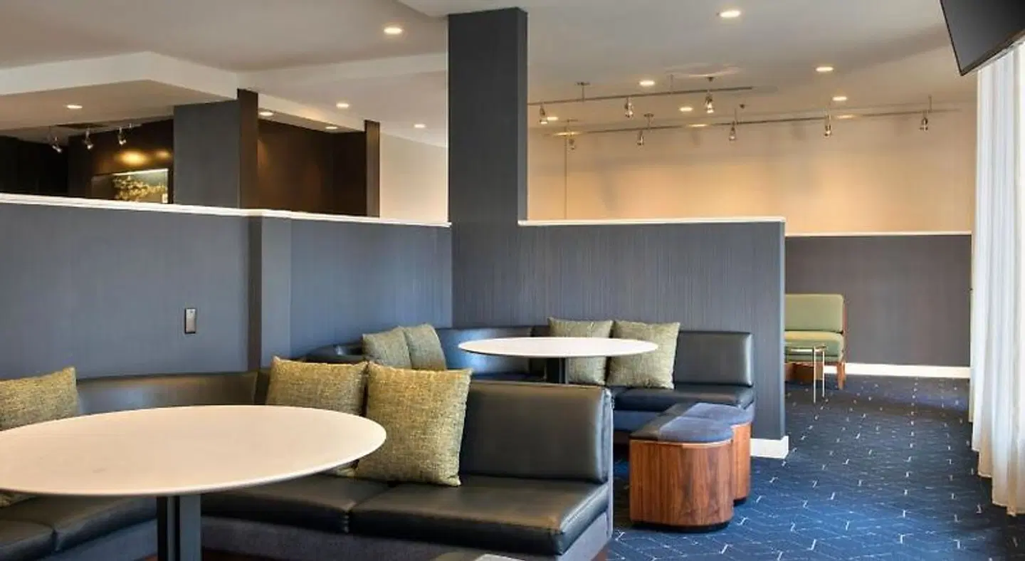 Courtyard by Marriott Baltimore Hunt Valley LOUNGE_LOBBY