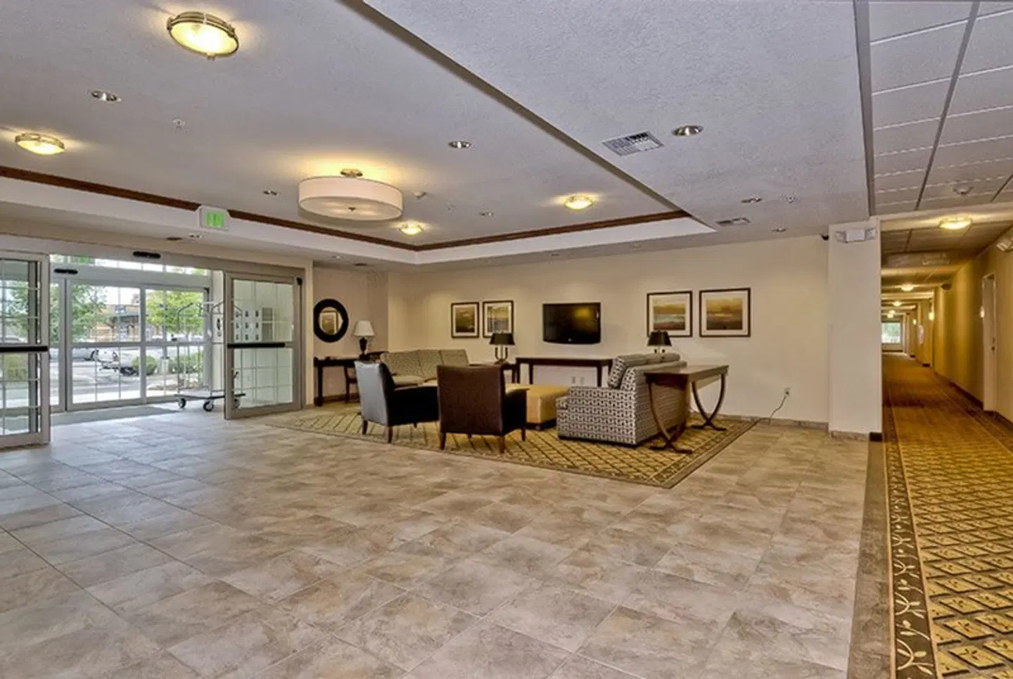 Candlewood Suites Burlington South by IHG LOUNGE_LOBBY