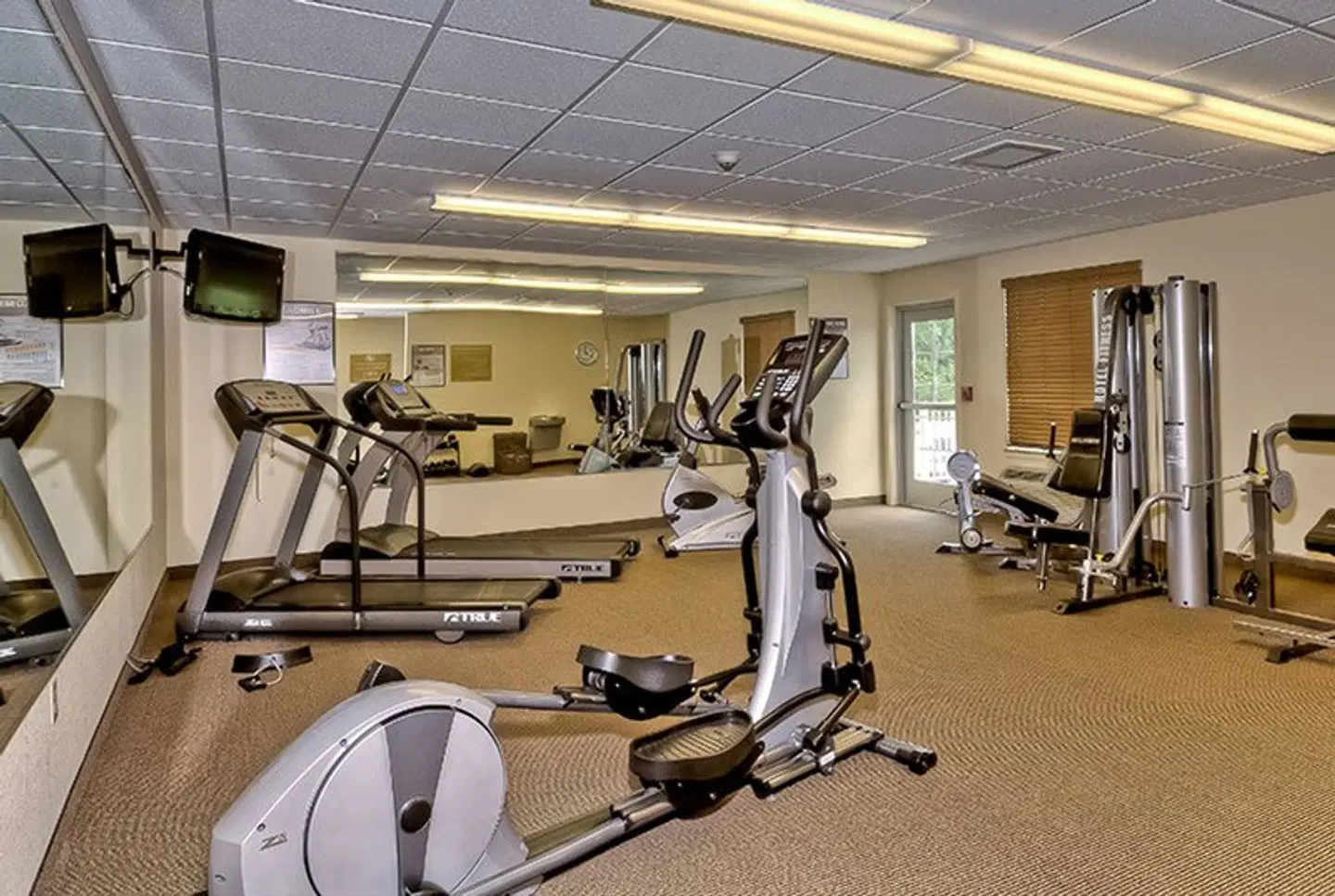 Candlewood Suites Burlington South by IHG SPORTS_AND_LEISURE