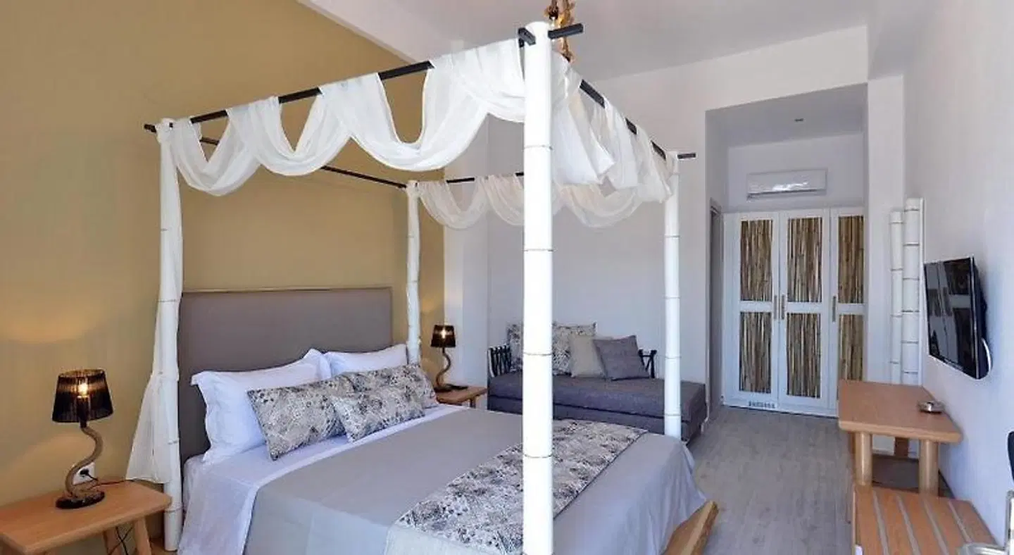 Aqua Marine ROOM_EXAMPLE
