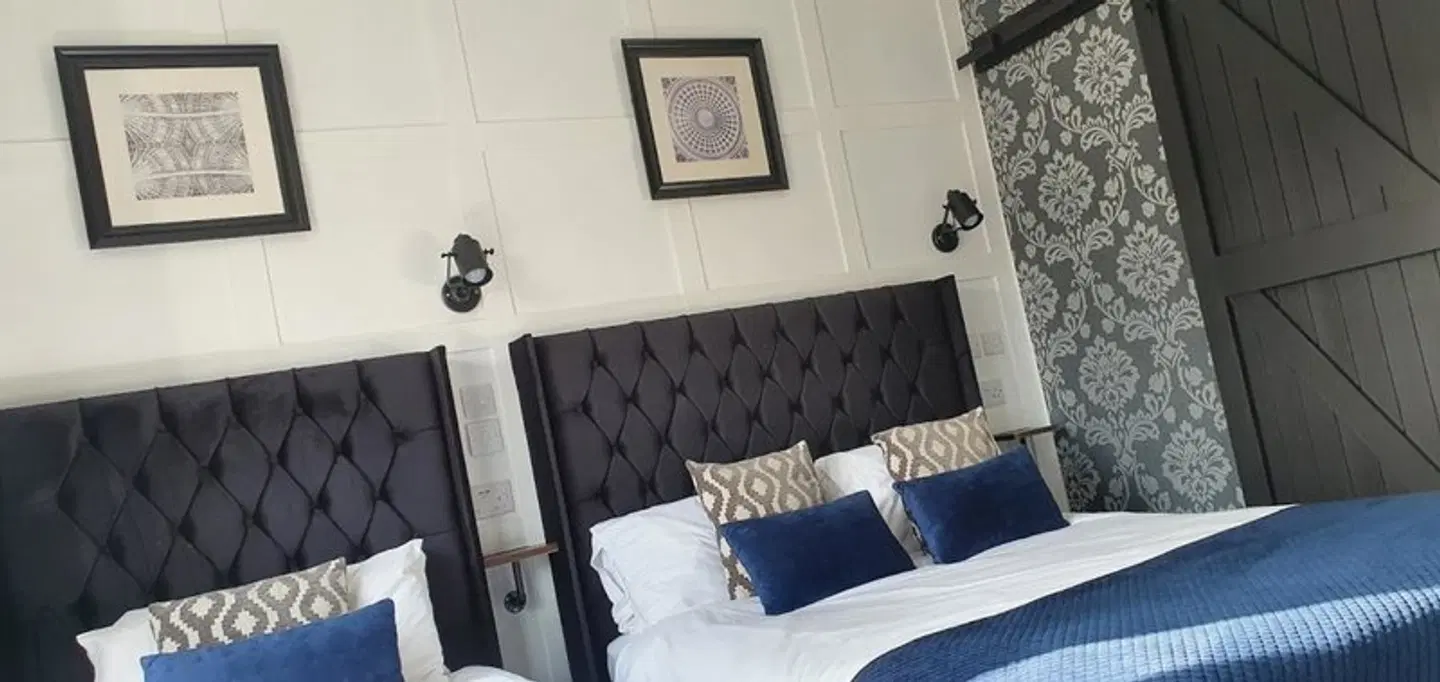 The Clifton ROOM_EXAMPLE