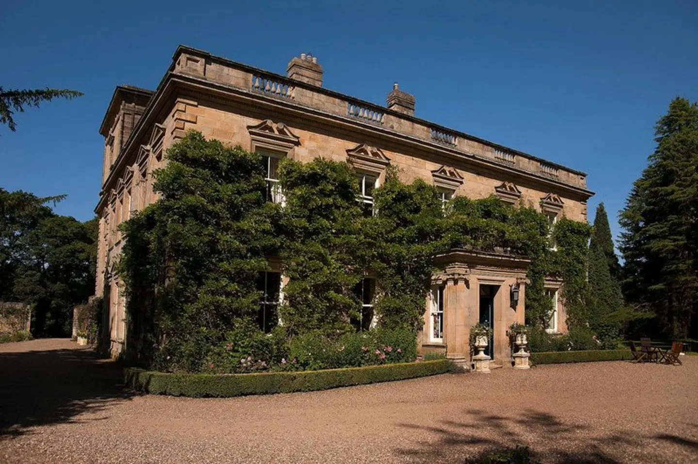Eshott Hall Country House Experience EXTERIOR