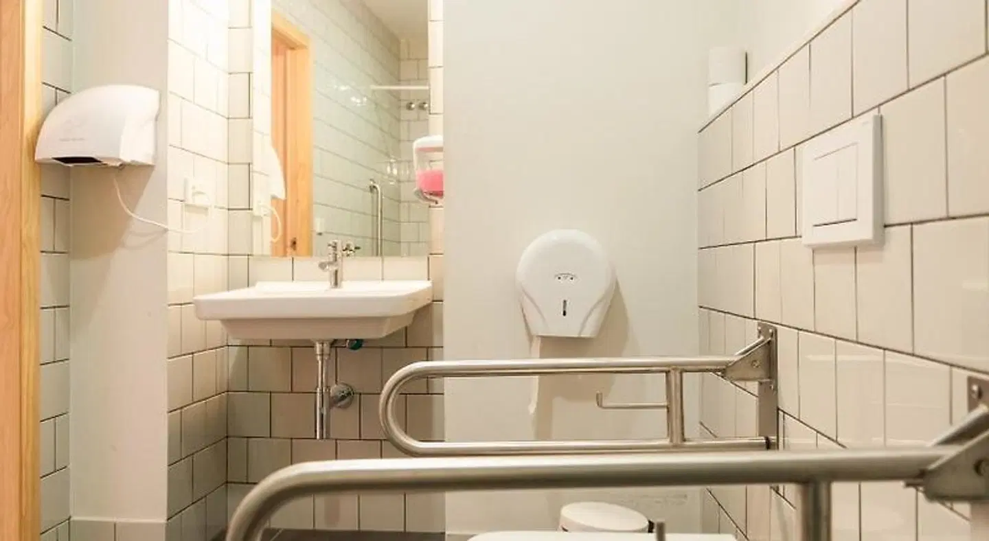 The Nomad Hostel Badezimmer
