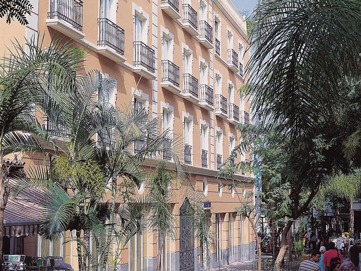 Hotel RF Astoria EXTERIOR