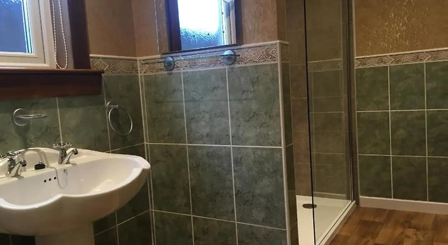 Abermar Guest House Badezimmer