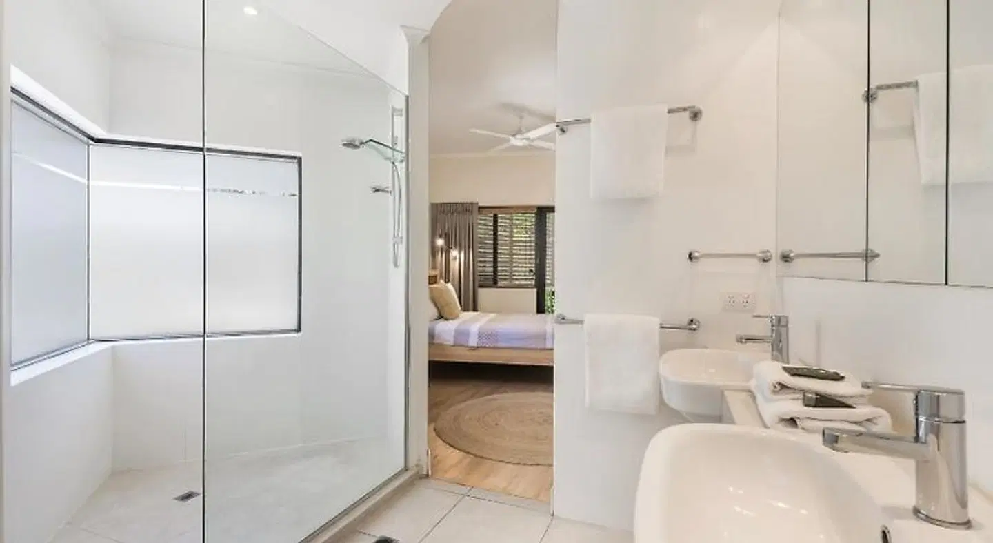 Mirra Chana Badezimmer