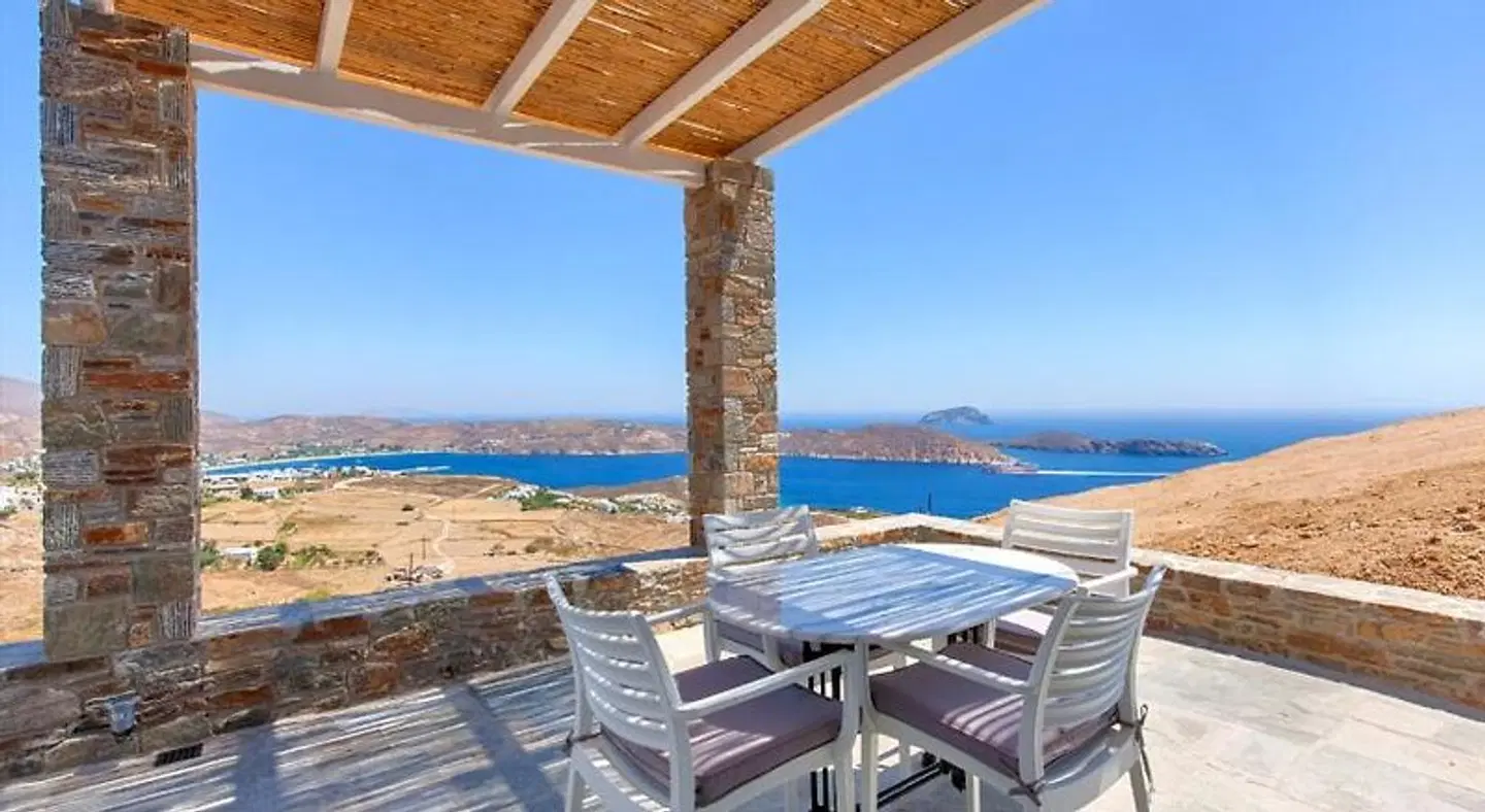 Serifosblue Terrasse