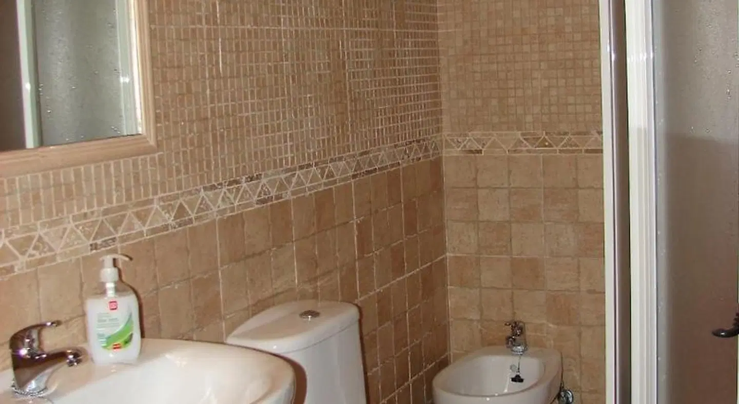 Apartamentos Sierra de Segura Badezimmer
