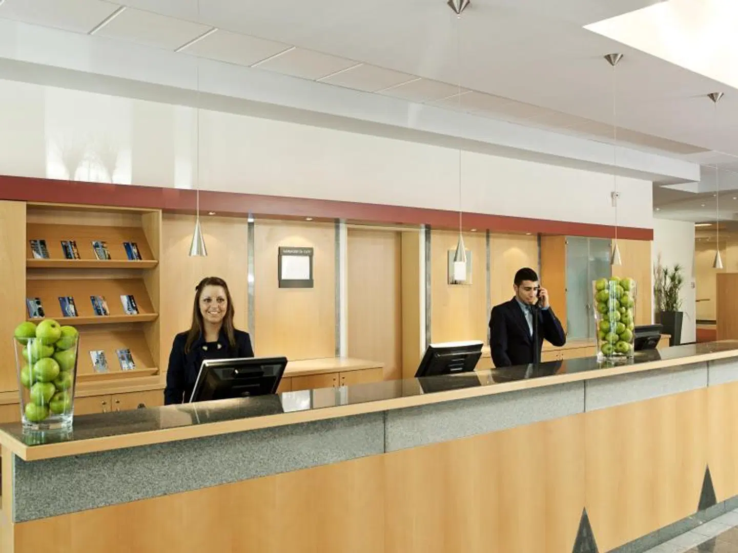 NH Oberhausen LOUNGE_LOBBY