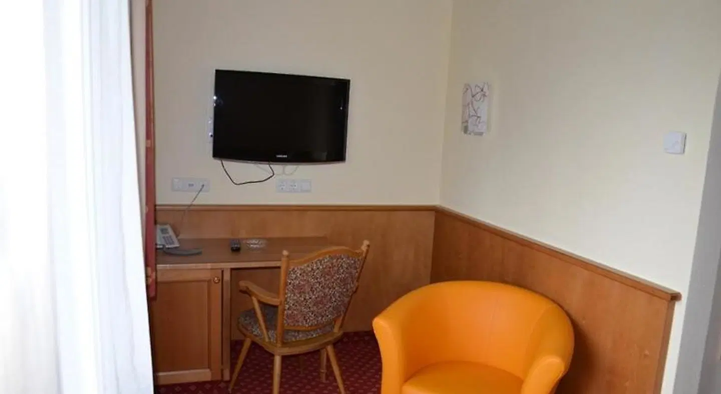 Hotel-Pension Strolz ROOM_EXAMPLE