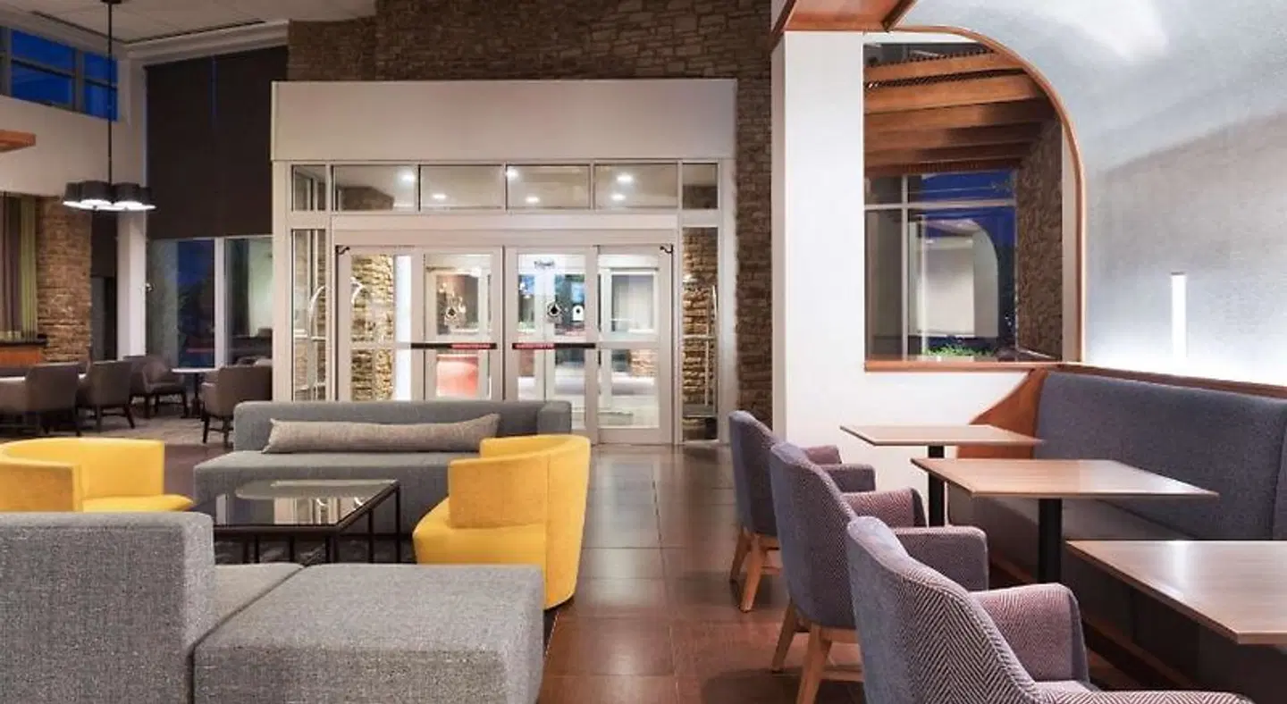 Hyatt Place South Bend/Mishawaka Bar