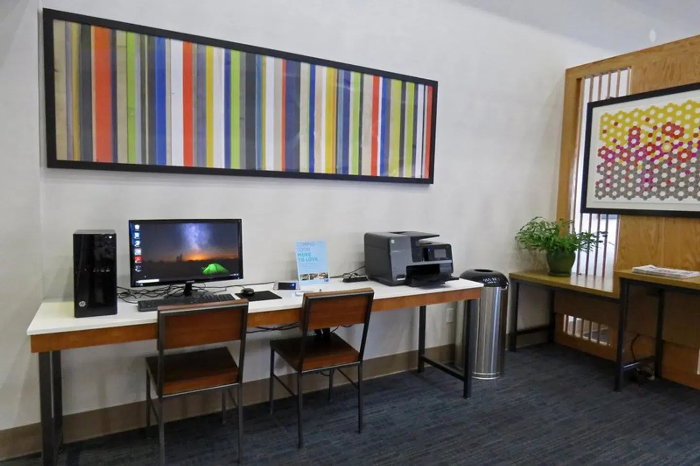 Holiday Inn Express & Suites Burlington by IHG ROOM_EXAMPLE