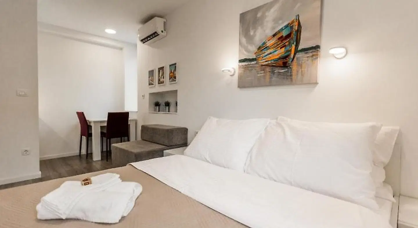 King's Street Apartments ROOM_EXAMPLE