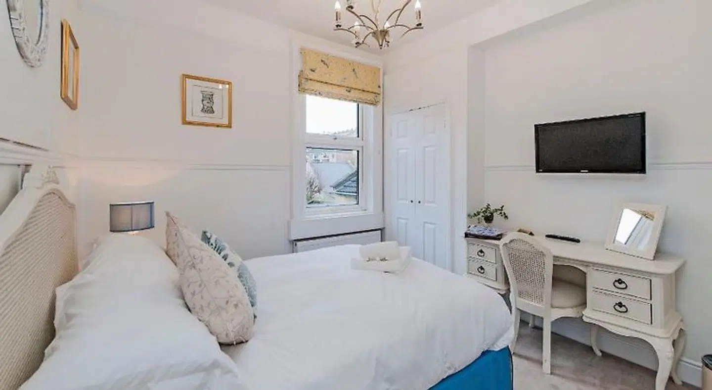 Apple Tree Guest House ROOM_EXAMPLE
