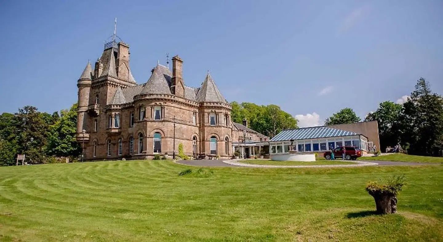 Cornhill Castle EXTERIOR