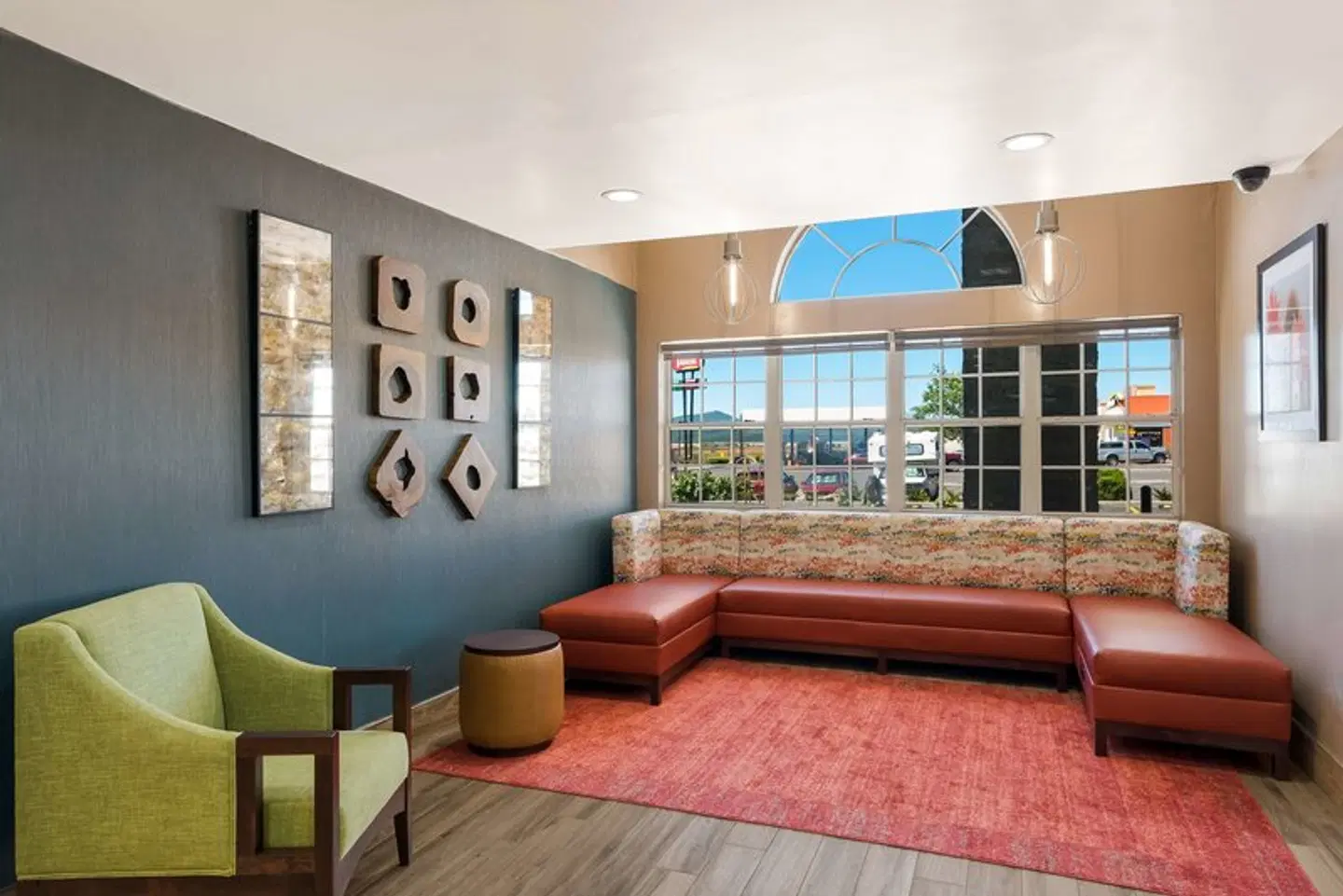 Days Inn by Wyndham Bellemont LOUNGE_LOBBY