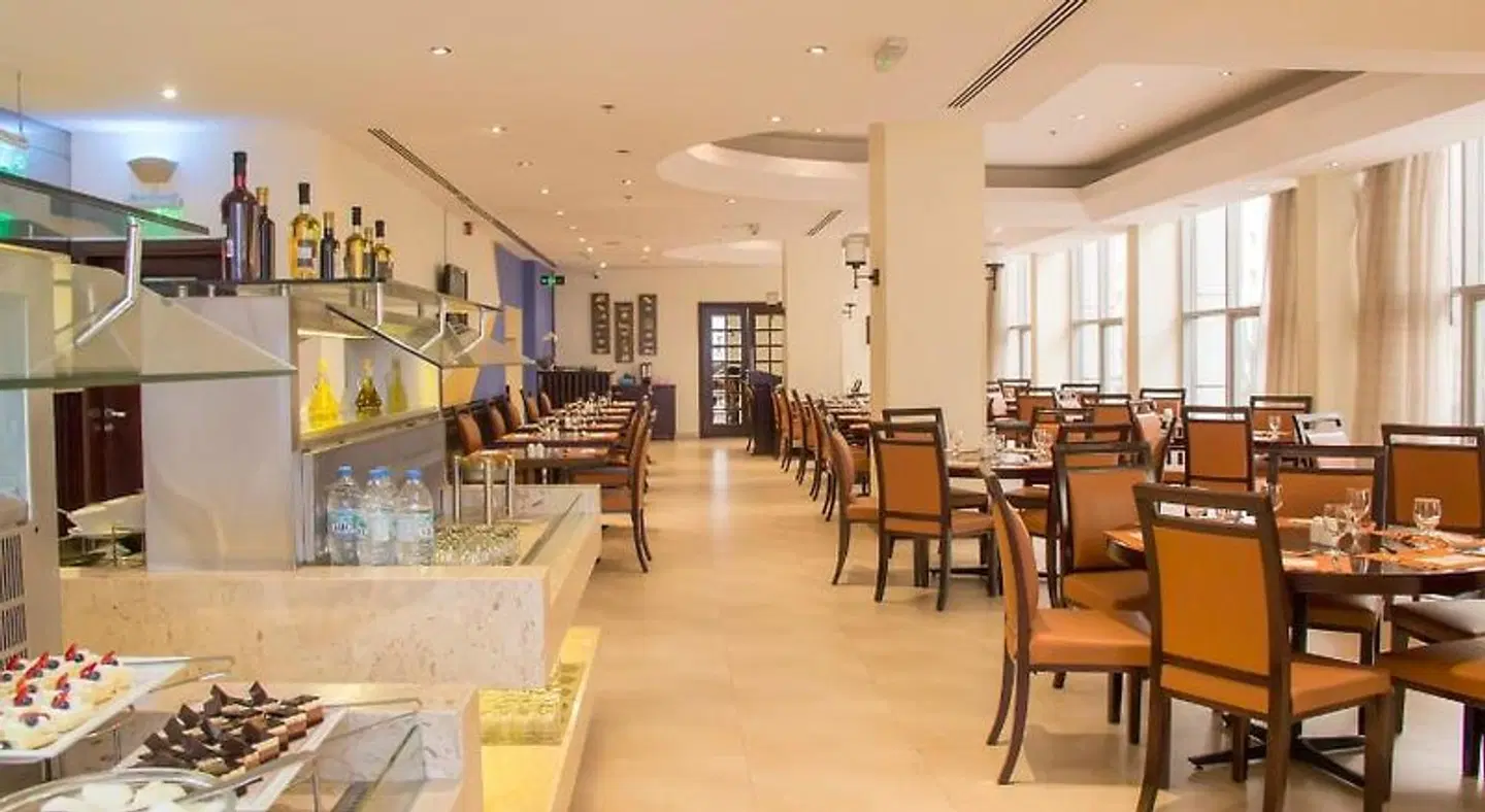 Copthorne Downtown Abu Dhabi Restaurant
