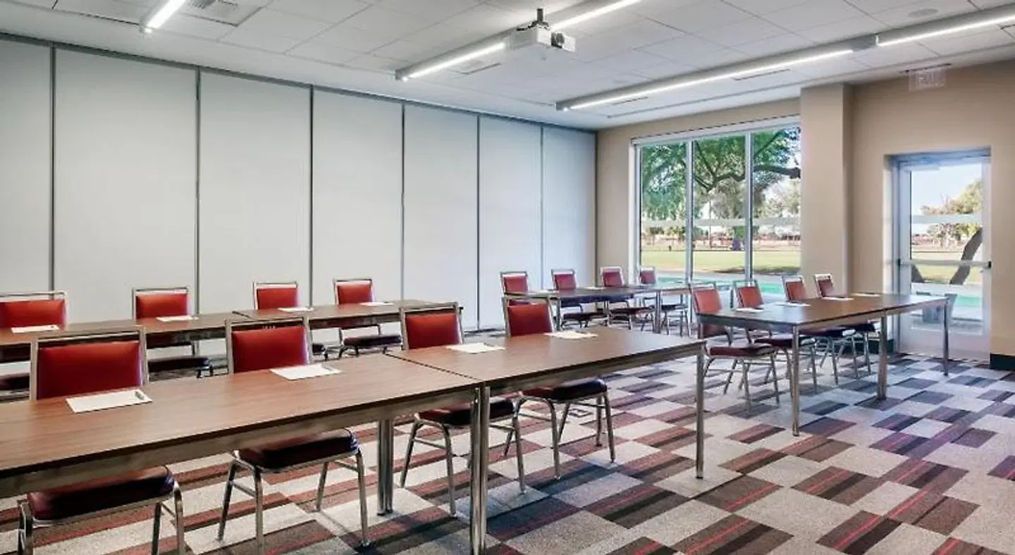 Four Points by Sheraton at Phoenix Mesa Gateway Airport Konferenz