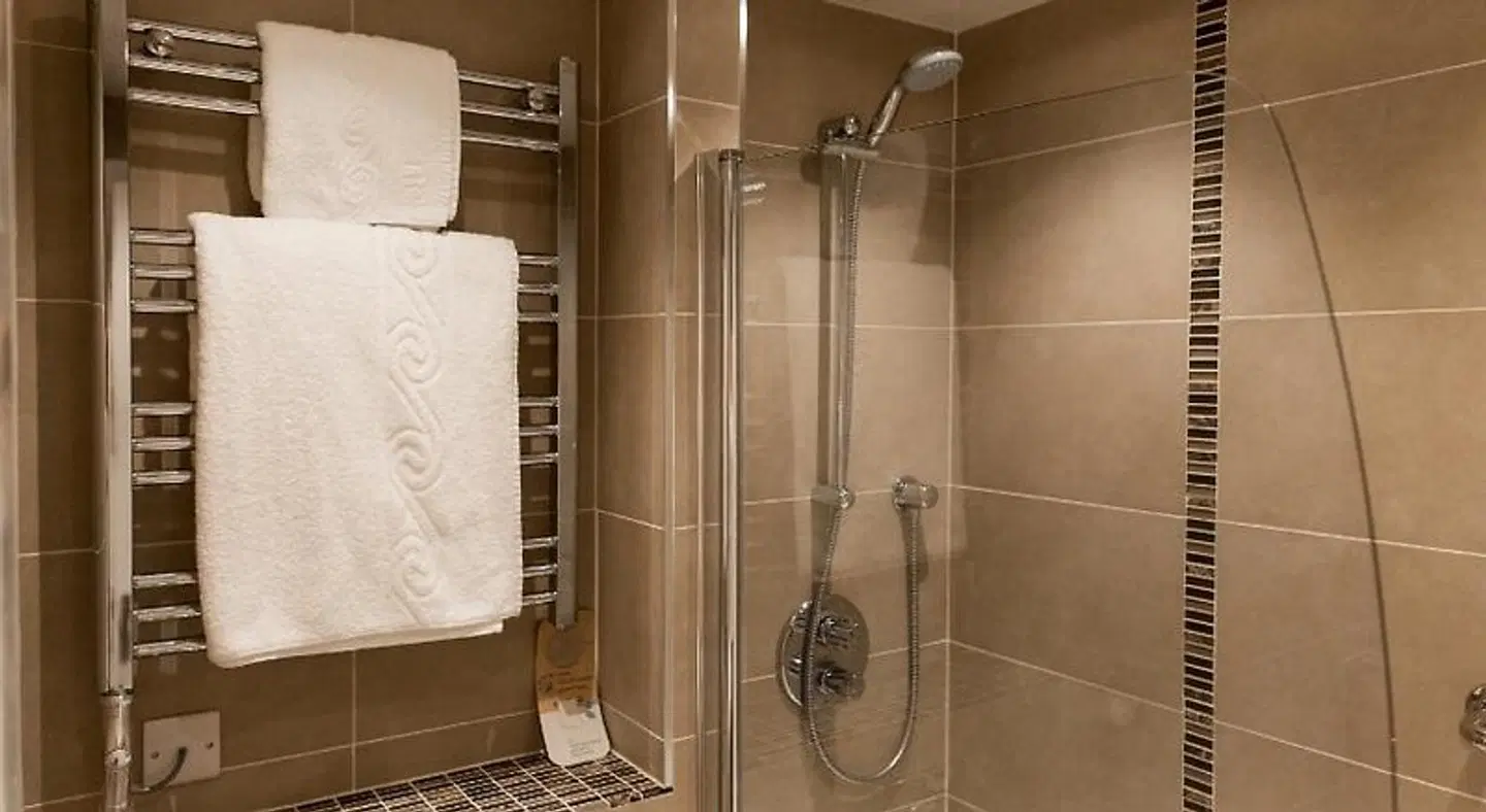 Mercure Newcastle George Washington Hotel Golf and Spa Badezimmer