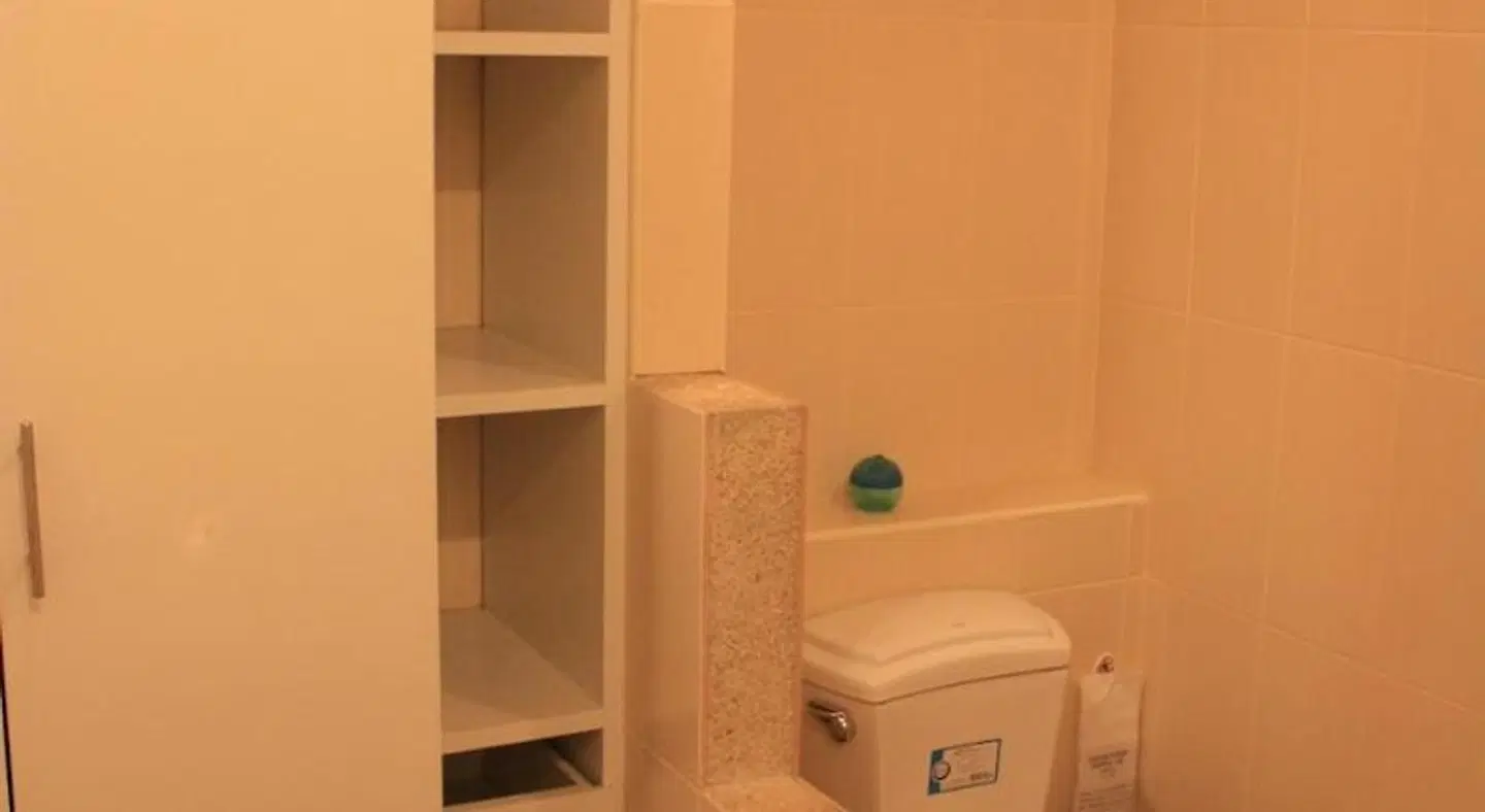 Phuket Racha Guesthouse Badezimmer