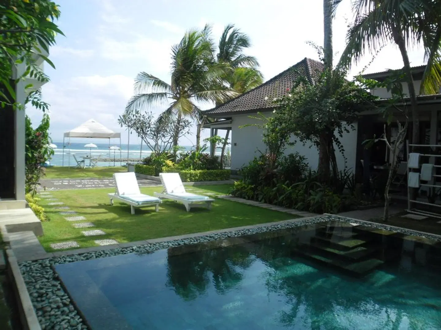 Aquaria Eco Resort OUTDOOR_POOL