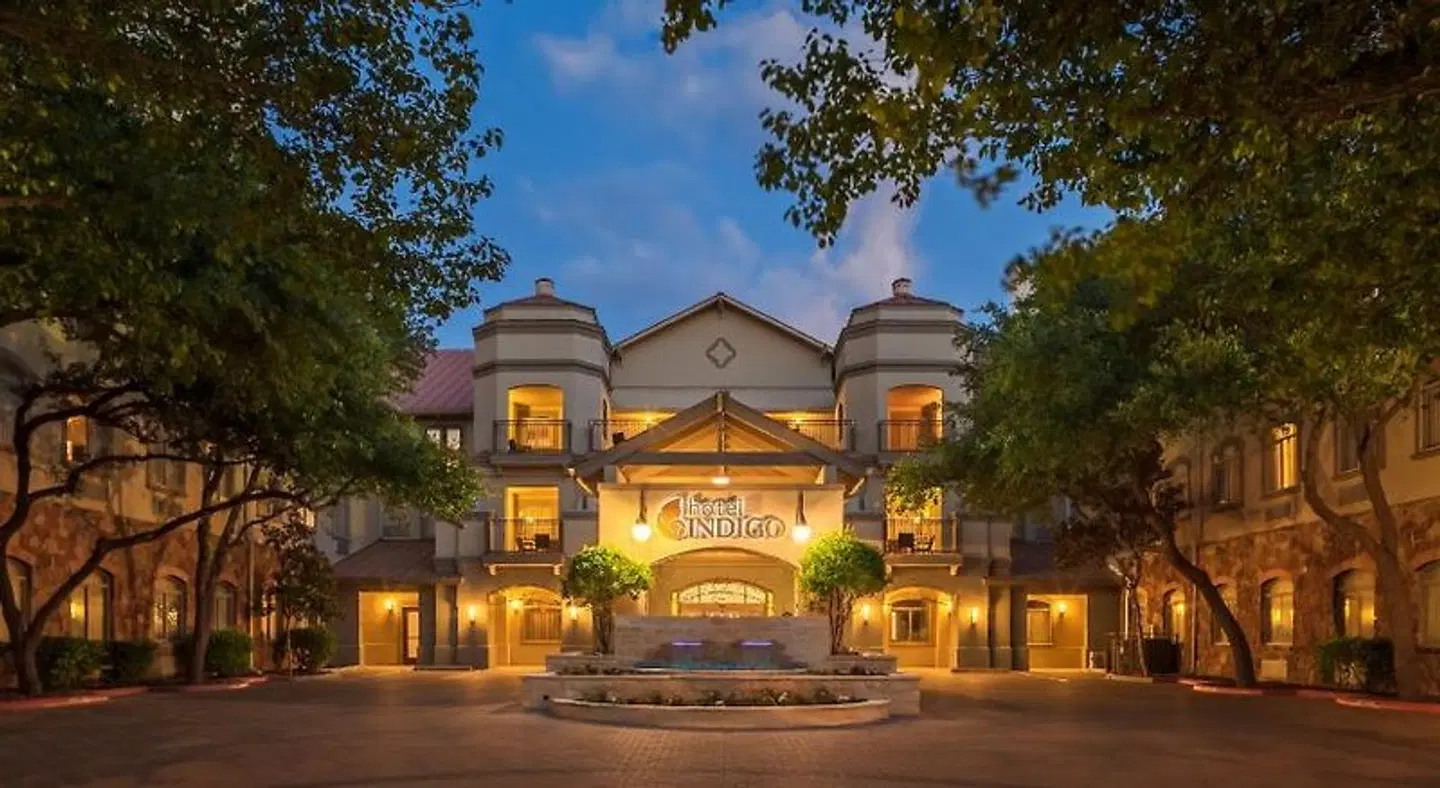 Hotel Indigo San Antonio Riverwalk by IHG EXTERIOR