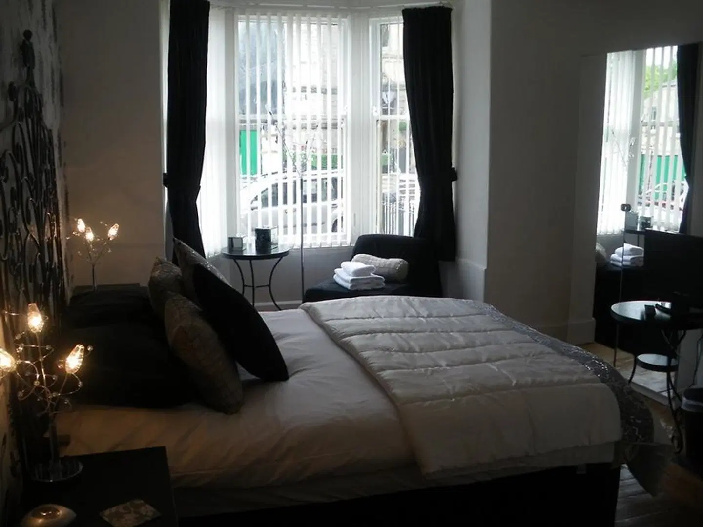 Castle Gate Guest House ROOM_EXAMPLE