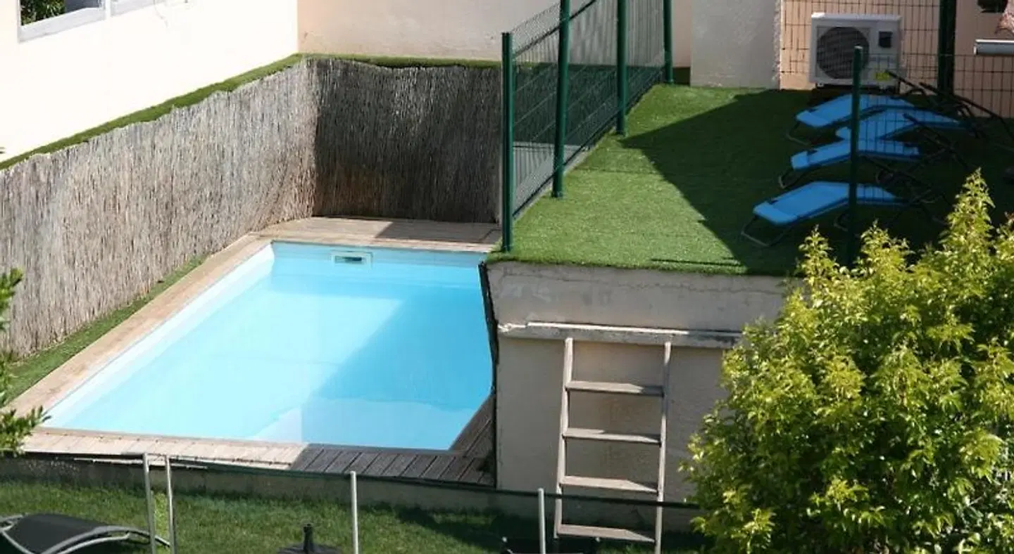 Un Coin de Paradis Hallenbad