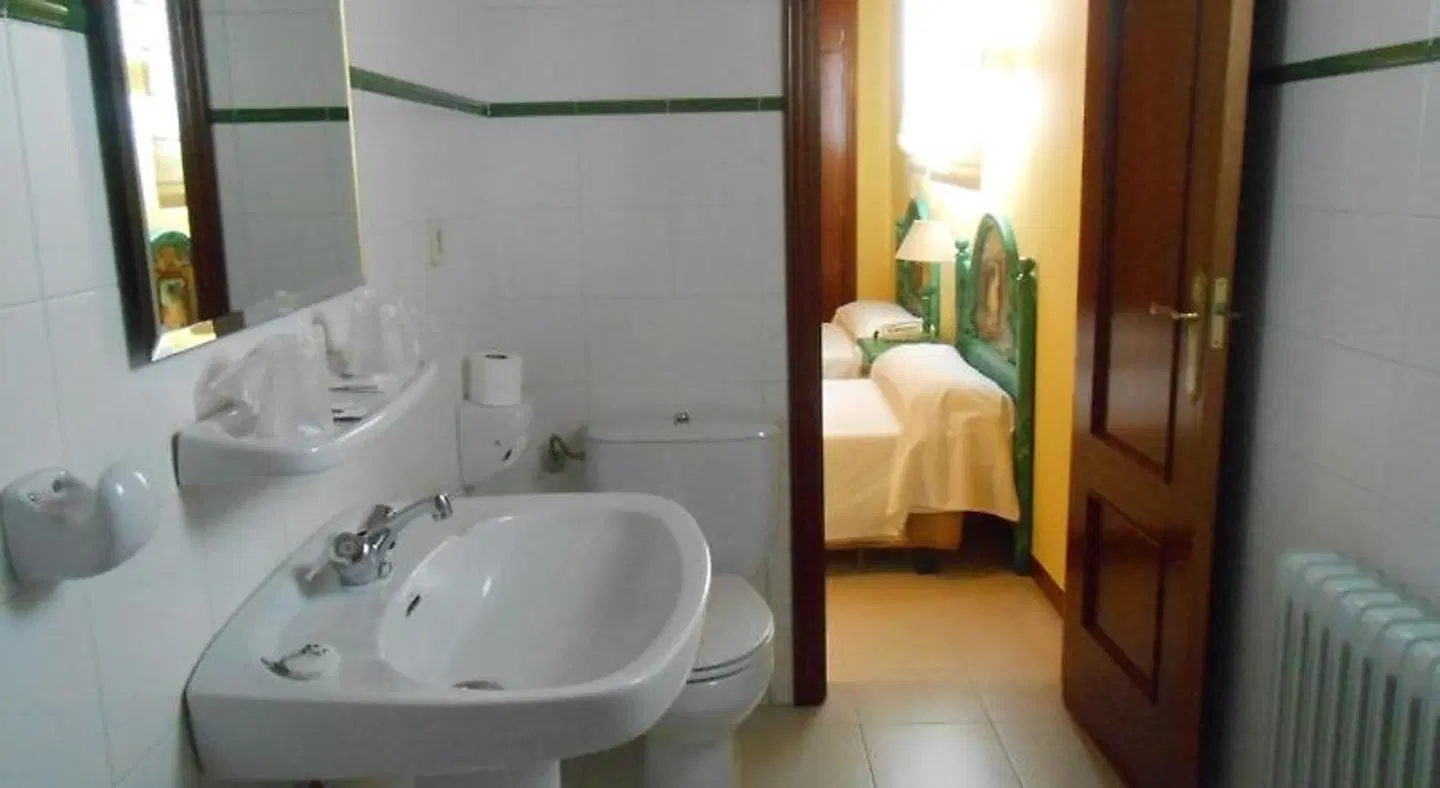 Hostal Burgos Badezimmer