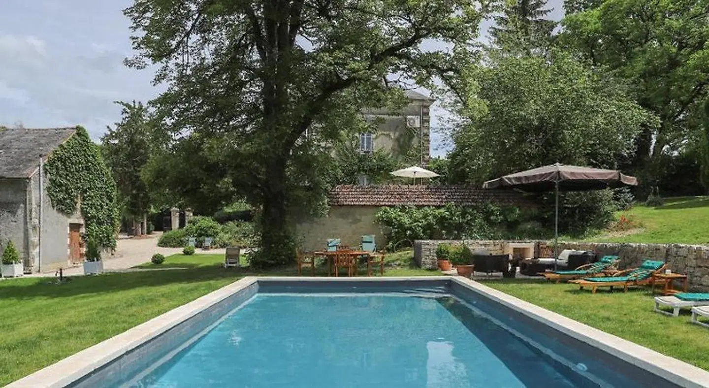 Manoir De La Croix Saint Louis OUTDOOR_POOL