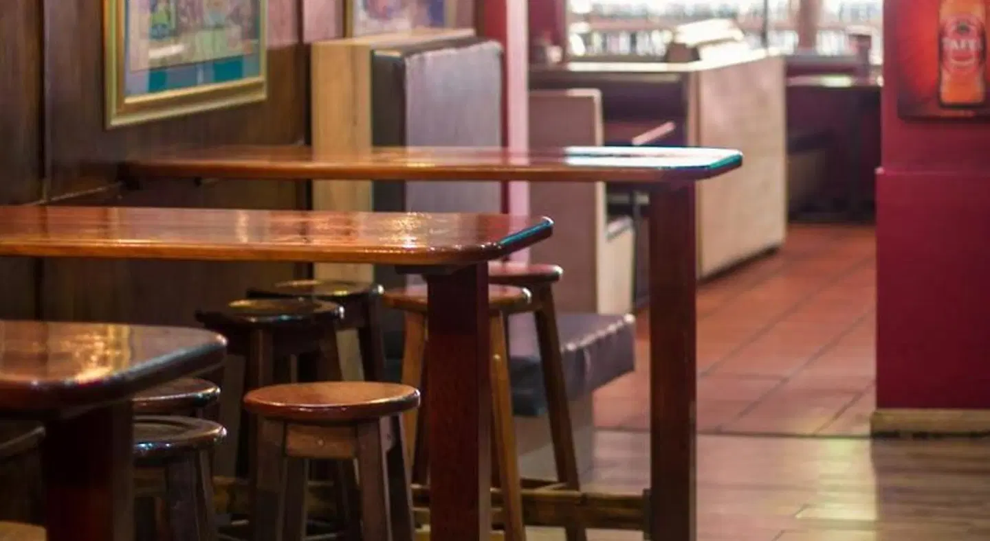 Airport Hotel Bar