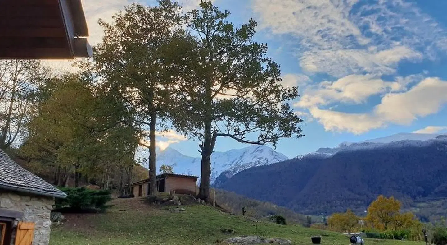 La Bergerie de Louvie LANDSCAPE