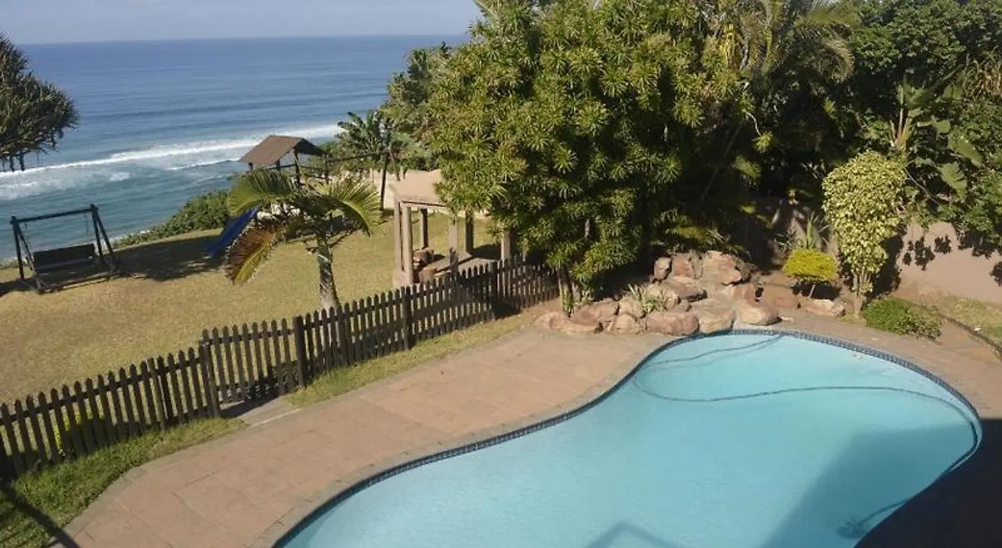 Beach Retreat Guesthouse OUTDOOR_POOL