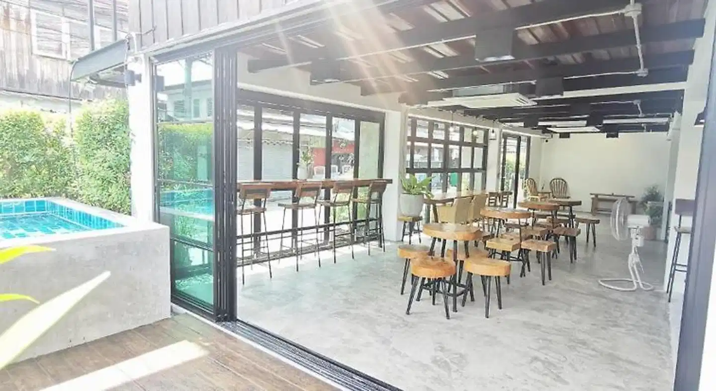 Stay Here Hostel Phra-Singh Chiangmai Hallenbad