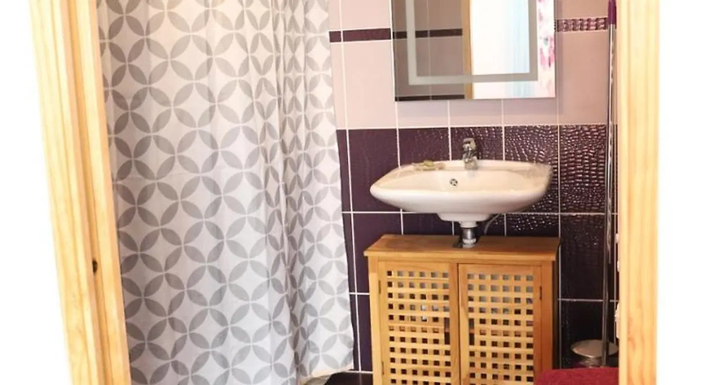 L'escale Aux Framboises Badezimmer
