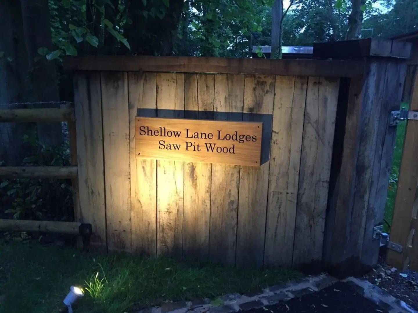 Shellow Lane Lodges EXTERIOR