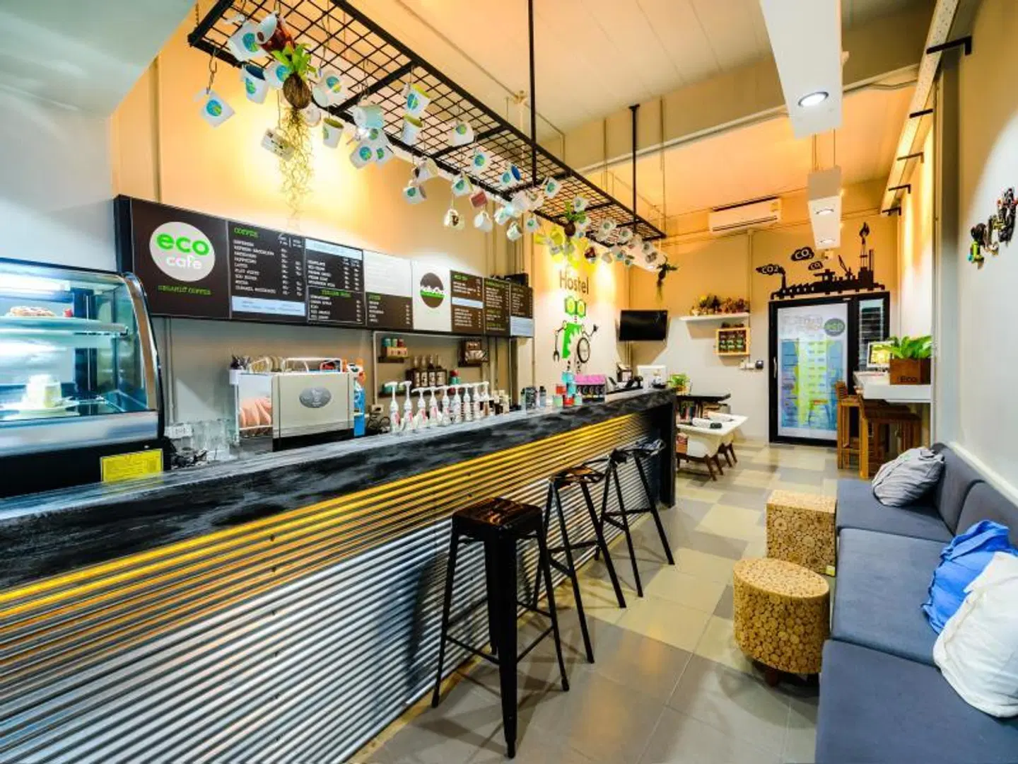 Eco Hostel Bar