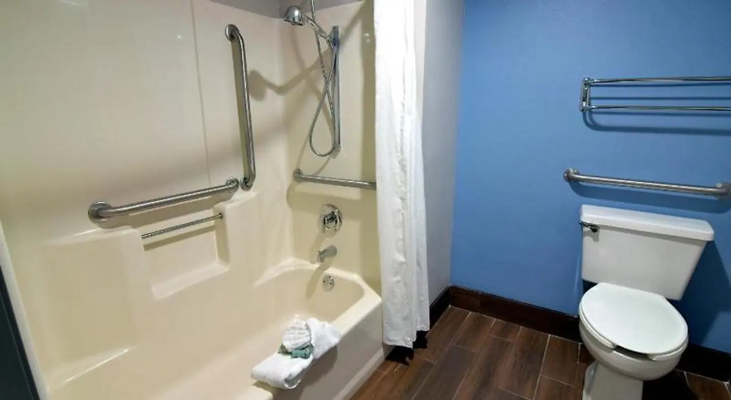 Best Western Ocala Park Centre Badezimmer