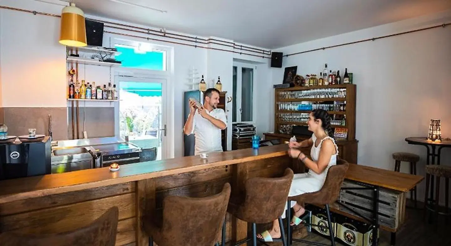 WohnZimmer-Essen Bar