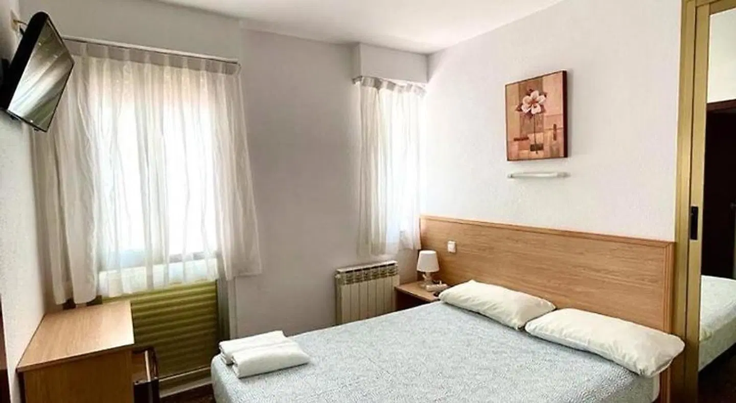 Hostal Milmarcos ROOM_EXAMPLE