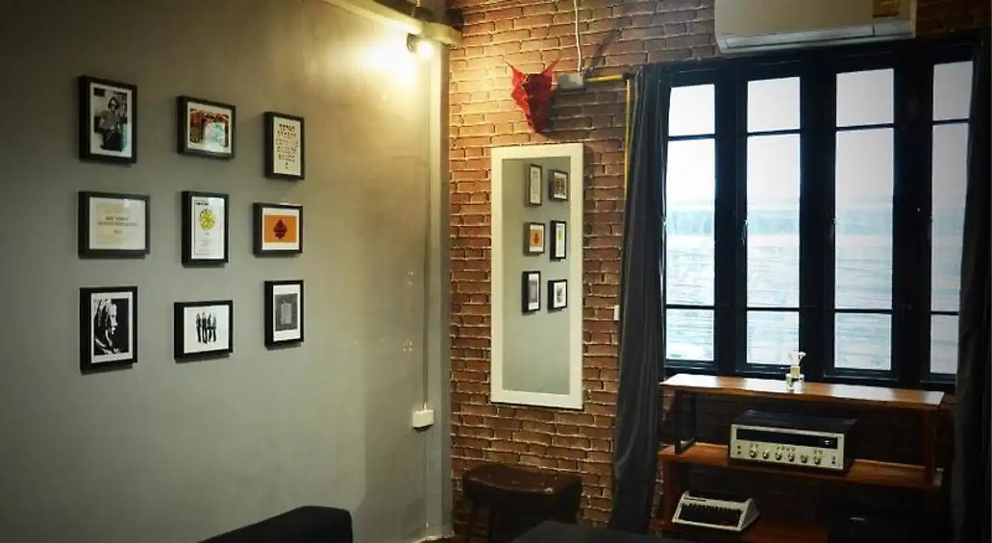 Thong Lo Travellers Hostel and Café Badezimmer